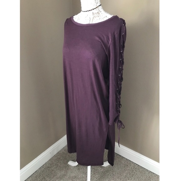 Lace up midi dress in eggplant color - Picture 4 of 4